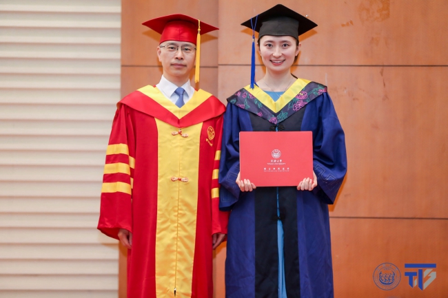 授予学位2 授予学位2