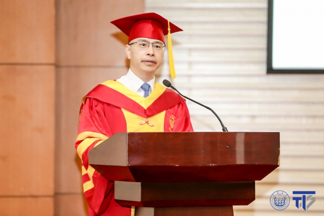 凌院长发言 凌院长发言